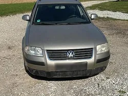 Gold Gebraucht 2004 VW Passat Kombi | 750 € (Superpreis)