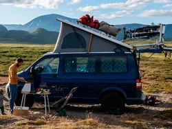 Blau Gebraucht 2010 VW T5 California Van | 29.870 €