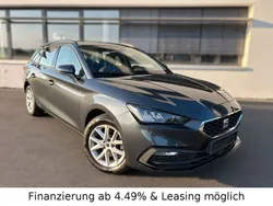 Grau Gebraucht 2023 Seat Leon Style Limousine | 22.490 € (Guter Preis)