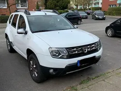 Weiß Gebraucht 2015 Dacia Duster Lauréate SUV | 7.500 € (Guter Preis)