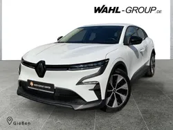Weiß Gebraucht 2023 Renault Mégane Evolution Limousine | 27.490 € (Fairer Preis)