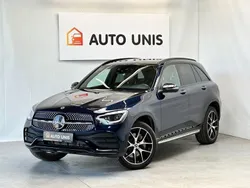 Blau Gebraucht 2021 Mercedes GLC300e AMG line SUV | 33.796 € (Etwas zu teuer)