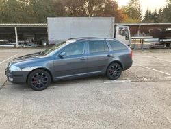Grau Gebraucht 2006 Skoda Octavia LAURIN & KLEMENT Kombi | 3.900 € (Guter Preis)
