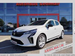 Weiß Neu 2025 Renault Clio V Evolution Limousine | 19.460 €