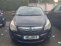 Schwarz Gebraucht 2011 Opel Corsa Selection Kleinwagen | 2.400 € (Guter Preis)