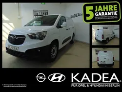 Weiss Gebraucht 2021 Opel Combo Van / Kleinbus | 18.490 € (Fairer Preis)