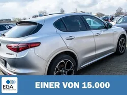 Silber Gebraucht 2022 Alfa Romeo Stelvio Veloce SUV | 34.460 € (Fairer Preis)