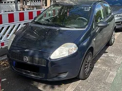 Blau Gebraucht 2009 Fiat Punto Kleinwagen | 2.500 € (Etwas zu teuer)