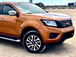 Orange Gebraucht 2018 Nissan Navara Abholung | 24.800 €