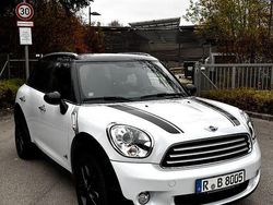 Weiß Gebraucht 2012 Mini Cooper D Countryman SUV | 11.000 € (Etwas zu teuer)