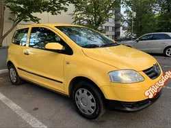 Gelb Gebraucht 2005 VW Fox Kleinwagen | 1.230 €