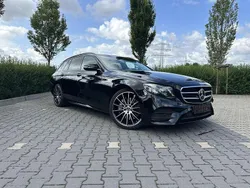 Schwarz Gebraucht 2018 Mercedes E400 Kombi | 41.500 €