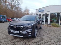 Titan gray met Neu 2025 Suzuki SX4 S-Cross Comfort SUV | 31.790 € (Etwas zu teuer)