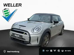 Moonwalk grey (grau) Gebraucht 2022 Mini Cooper SE Kleinwagen | 16.970 € (Guter Preis)