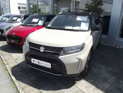 Beige Neu 2025 Suzuki Vitara Comfort+ SUV | 27.910 € (Fairer Preis)
