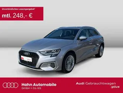 Florettsilber metallic Gebraucht 2024 Audi A3 Advanced Plus Limousine | 29.890 € (Fairer Preis)