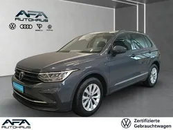 Grau Gebraucht 2020 VW Tiguan Life SUV | 22.790 € (Fairer Preis)