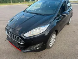 Schwarz Gebraucht 2015 Ford Fiesta Trend Kleinwagen | 6.500 € (Fairer Preis)