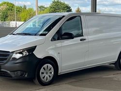 Arktikweiß Gebraucht 2019 Mercedes Vito Van / Kleinbus | 23.499 € (Fairer Preis)