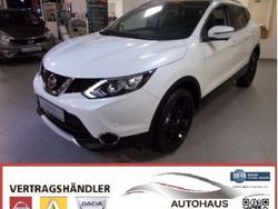 Weiß metallic Gebraucht 2016 Nissan Qashqai 360º SUV | 26.990 €