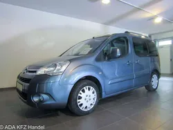 Mit schutzlack Gebraucht 2008 Citroën Berlingo Exclusive Van / Kleinbus | 6.490 € (Etwas zu teuer)