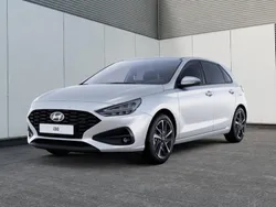Serenity white Neu 2024 Hyundai i30 Advantage Limousine | 25.500 € (Fairer Preis)
