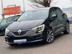 Schwarz Gebraucht 2023 Renault Mégane IV Play Limousine | 20.990 € (Fairer Preis)