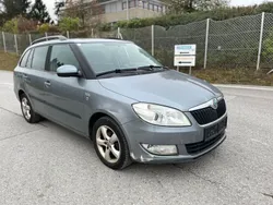 Grau Gebraucht 2012 Skoda Fabia Family Kombi | 1.600 € (Guter Preis)