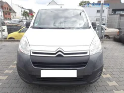 Weiß Gebraucht 2015 Citroën Berlingo Van / Kleinbus | 4.000 € (Fairer Preis)
