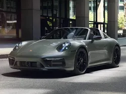 Aventuringrünmetallic Gebraucht 2022 Porsche 911 Targa 4 Cabrio | 153.900 € (Guter Preis)