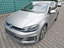Silber Gebraucht 2017 VW Golf VII GTE Limousine | 19.000 € (Etwas zu teuer)