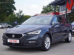 Grau Gebraucht 2022 Seat Leon Style Kombi | 24.950 € (Etwas zu teuer)