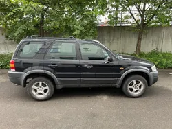Schwarz Gebraucht 2003 Ford Maverick SUV | 2.200 € (Fairer Preis)