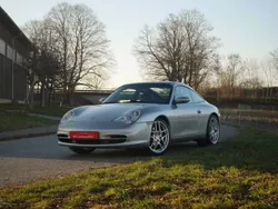 Silber Gebraucht 2002 Porsche 911 Carrera Coupé | 43.996 € (Teuer)