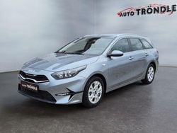 Silber Gebraucht 2025 Kia Ceed Sportswagon Vision Kombi | 23.340 € (Superpreis)