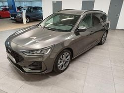 Magneticgrau (metallic) Gebraucht 2024 Ford Focus ST-Line Kombi | 25.950 € (Fairer Preis)