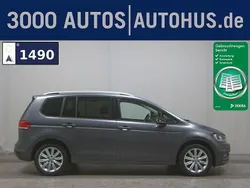 Grau Gebraucht 2019 VW Touran IQ Drive Van / Kleinbus | 19.980 € (Guter Preis)