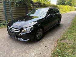 Schwarz Gebraucht 2017 Mercedes C220 Kombi | 19.500 € (Fairer Preis)