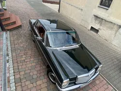 Grün Gebraucht 1974 Mercedes W114 Coupé | 20.000 €