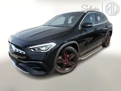 Gebraucht 2020 Mercedes 200 AMG line SUV | 33.832 € (Teuer)
