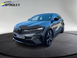 Grau Gebraucht 2024 Renault Megane E-Tech Techno Limousine | 28.900 € (Superpreis)