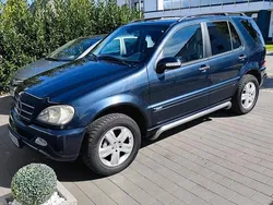 Blau Gebraucht 2004 Mercedes ML350 SUV | 8.490 €