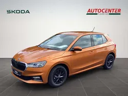 Phoenix orange metallic Gebraucht 2024 Skoda Fabia Selection Kleinwagen | 22.600 € (Teuer)