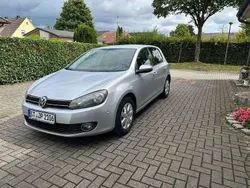 Silber Gebraucht 2011 VW Golf VI Style Kombi | 5.000 € (Fairer Preis)