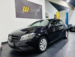 Violett Gebraucht 2015 Mercedes A180 Style Limousine | 10.990 € (Guter Preis)