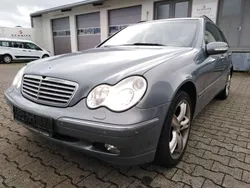 Blau Gebraucht 2004 Mercedes C240 Kombi | 3.500 € (Fairer Preis)