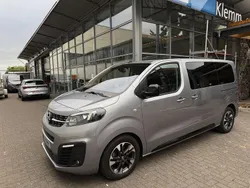 Grau Gebraucht 2021 Opel Zafira Life Elegance Van | 38.950 € (Fairer Preis)