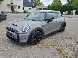 Grau Gebraucht 2022 Mini Cooper S Kleinwagen | 27.900 € (Fairer Preis)