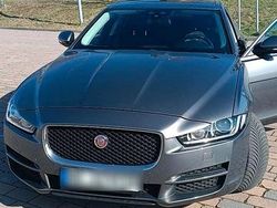 Beige Gebraucht 2017 Jaguar XE Limousine | 11.600 € (Superpreis)