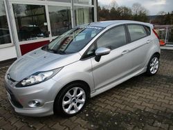 Silber Gebraucht 2012 Ford Fiesta Trend Kleinwagen | 5.980 € (Etwas zu teuer)